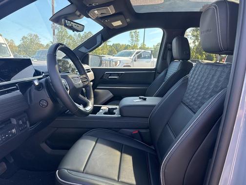 2024 GMC Sierra EV Denali Edition 1