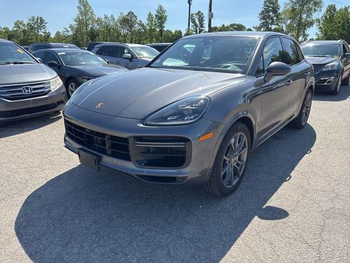 2022 Porsche Cayenne Turbo