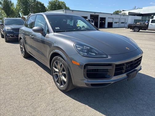 2022 Porsche Cayenne Turbo