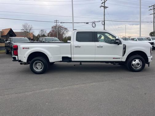 2024 Ford F-350 Platinum