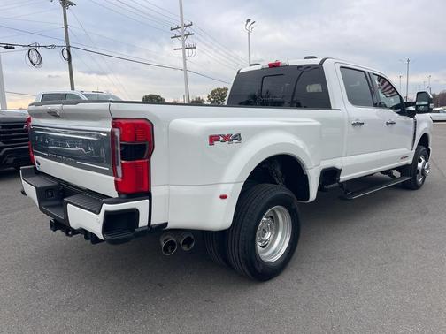2024 Ford F-350 Platinum