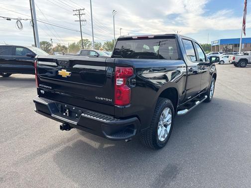 Black 2026 Chevrolet Silverado 1500 Custom