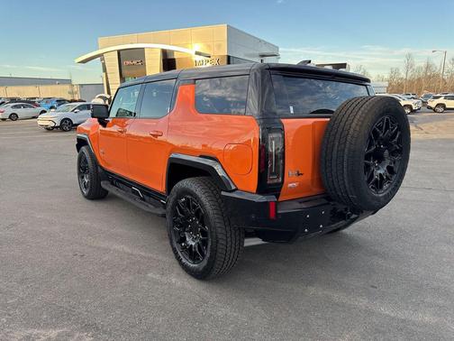 2024 GMC HUMMER EV SUV 2X