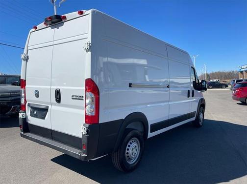 2025 RAM ProMaster 2500 Tradesman