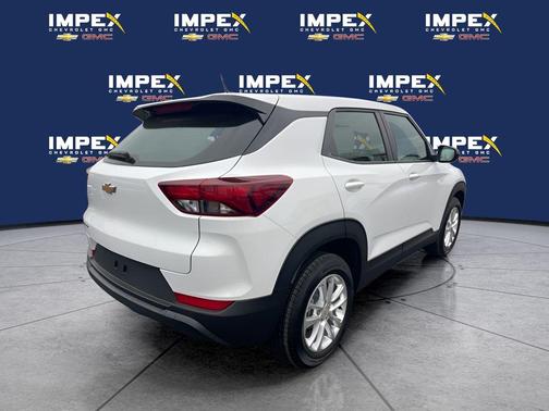 Summit White 2026 Chevrolet Trailblazer LS