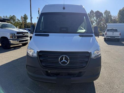 2025 Mercedes-Benz Sprinter 2500 High Roof