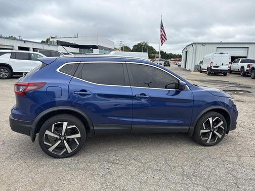2020 Nissan Rogue Sport SL