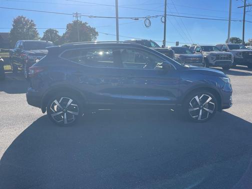 2020 Nissan Rogue Sport SL