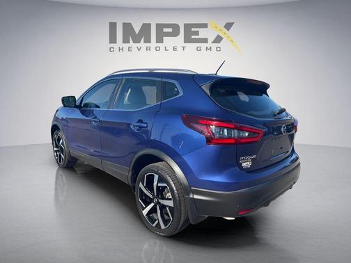 Caspian Blue Metallic 2020 Nissan Rogue Sport SL