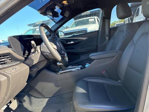 2024 Buick Envista Sport Touring FWD