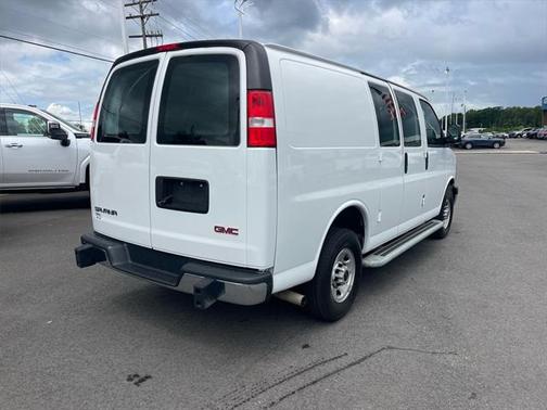 2022 GMC Savana 2500 Work Van