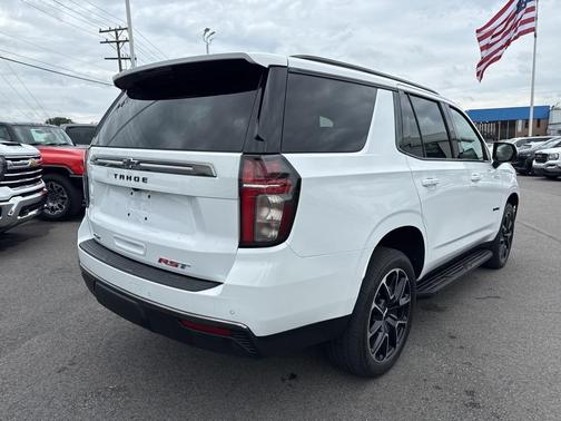2022 Chevrolet Tahoe 4WD RST