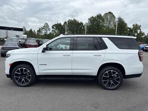 2022 Chevrolet Tahoe 4WD RST