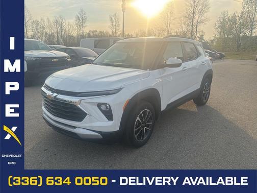 Summit White 2025 Chevrolet Trailblazer LT