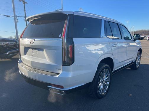 2022 Cadillac Escalade Premium Luxury