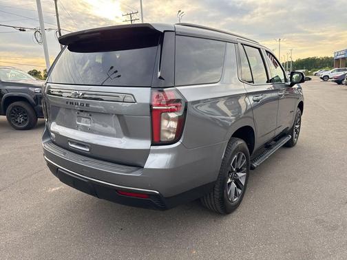 Gray 2021 Chevrolet Tahoe 4WD Z71