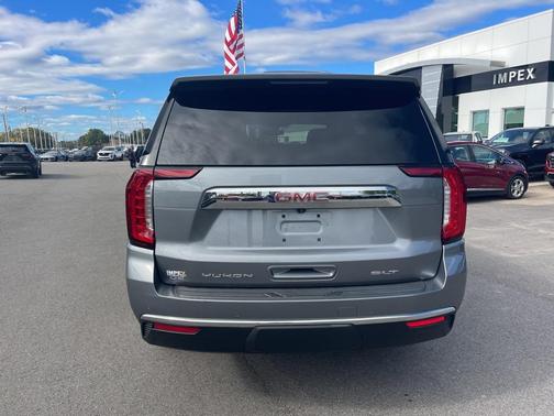 2022 GMC Yukon SLT