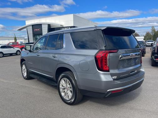 2022 GMC Yukon SLT