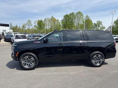 Black 2025 Chevrolet Suburban 4WD Z71