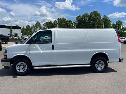 2022 Chevrolet Express 2500 RWD 2500 Regular Wheelbase WT