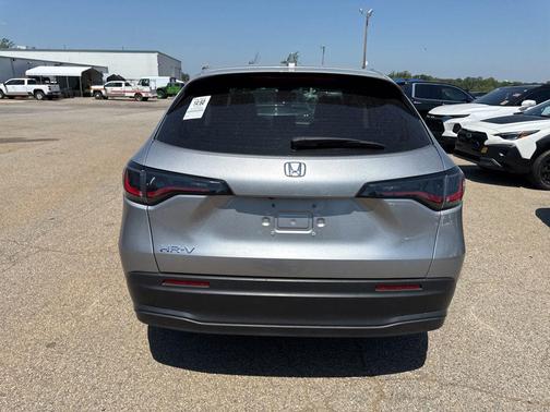 Lunar Silver Metallic 2025 Honda HR-V LX