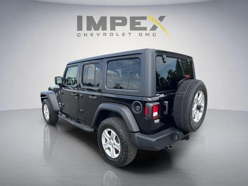 Black Clearcoat 2021 Jeep Wrangler Unlimited Sport