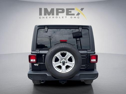 Black Clearcoat 2021 Jeep Wrangler Unlimited Sport