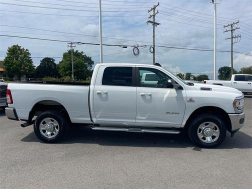 2020 RAM 2500 Big Horn Crew Cab 4X4 6'4' Box