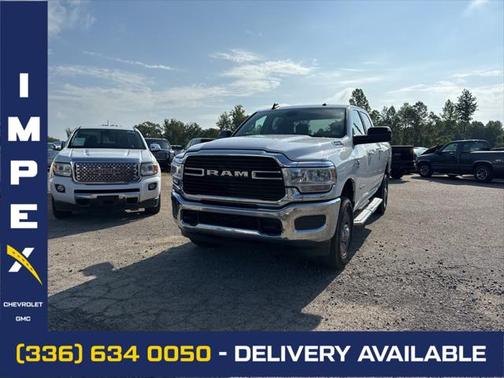 2020 RAM 2500 Big Horn Crew Cab 4X4 6'4' Box