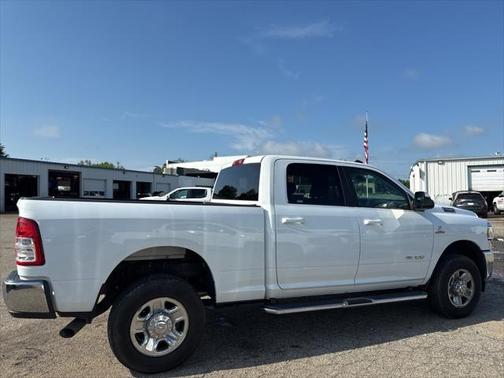 2020 RAM 2500 Big Horn Crew Cab 4X4 6'4' Box