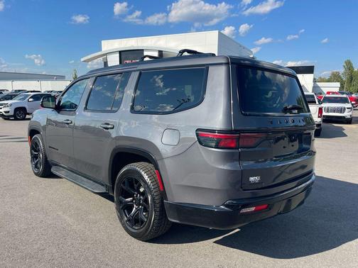 2023 Jeep Wagoneer Series II Carbide