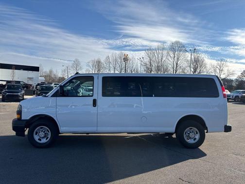2024 Chevrolet Express 3500 RWD 3500 Extended Wheelbase LS