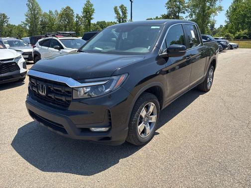 Crystal Black Pearl 2025 Honda Ridgeline RTL