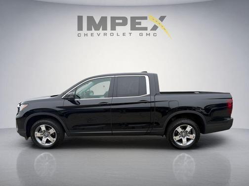 Crystal Black Pearl 2025 Honda Ridgeline RTL