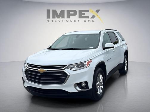 Summit White 2020 Chevrolet Traverse LT Cloth