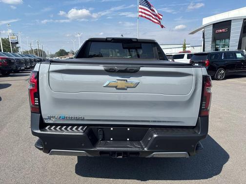 2025 Chevrolet Silverado EV LT