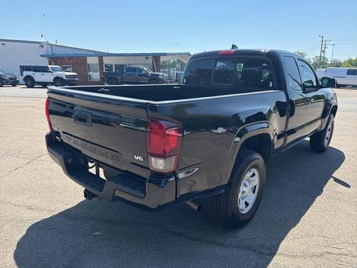 2023 Toyota Tacoma SR