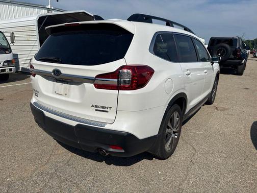 2021 Subaru Ascent Limited 7-Passenger