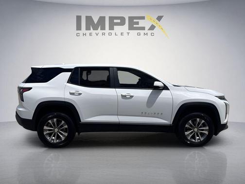 Summit White 2026 Chevrolet Equinox 1LT