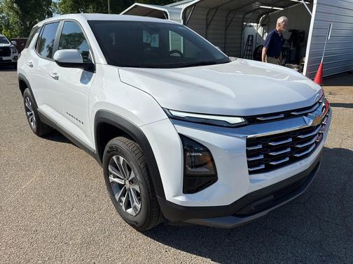 Summit White 2026 Chevrolet Equinox 1LT