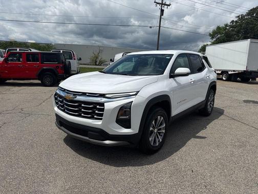 Summit White 2026 Chevrolet Equinox 1LT
