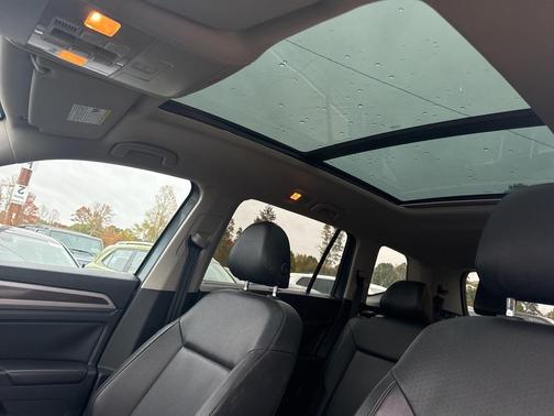 2019 Volkswagen Atlas 2.0T SE w/Technology