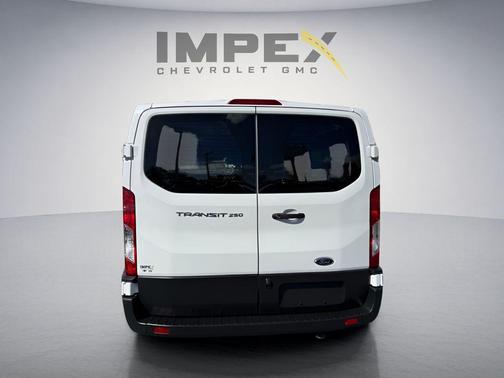 Oxford White 2023 Ford Transit-250 Base