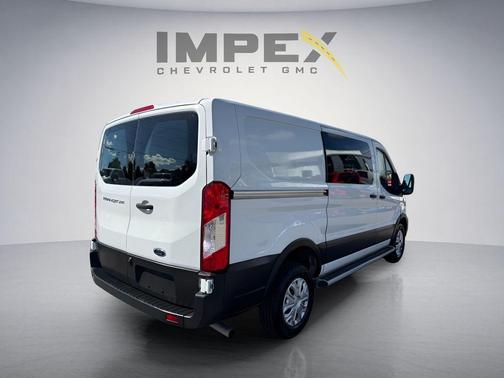 Oxford White 2023 Ford Transit-250 Base