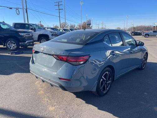 2024 Nissan Sentra SV
