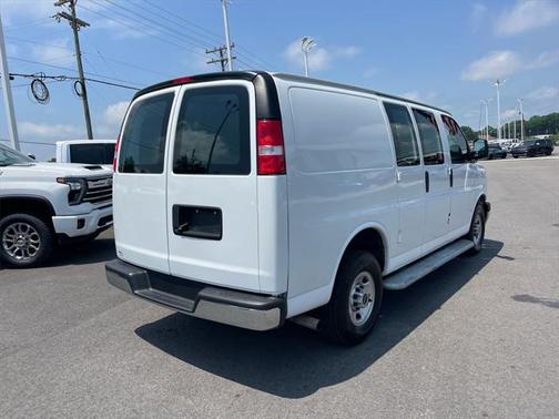 2023 GMC Savana 2500 Work Van