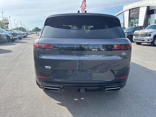 2023 Land Rover Range Rover Sport SE