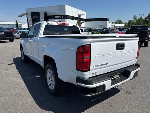 Summit White 2022 Chevrolet Colorado LT