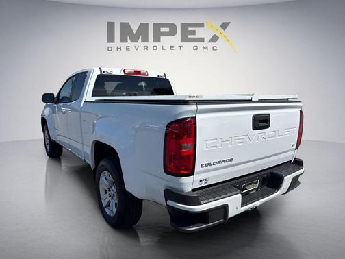 Summit White 2022 Chevrolet Colorado LT