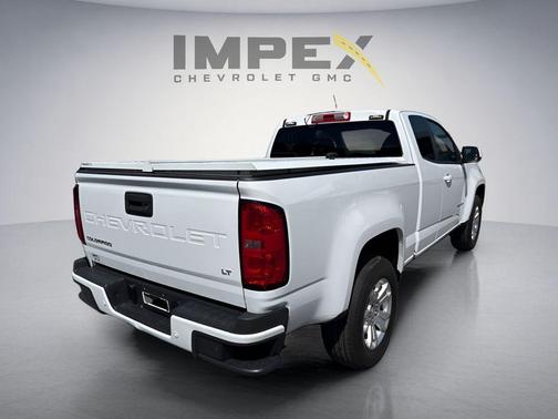 Summit White 2022 Chevrolet Colorado LT